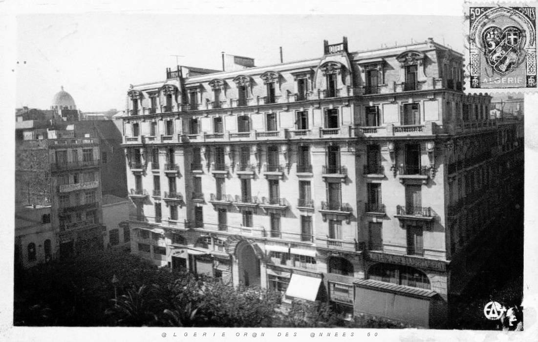 BG h- 03- Place Bastiile- Grand Hotel.jpg